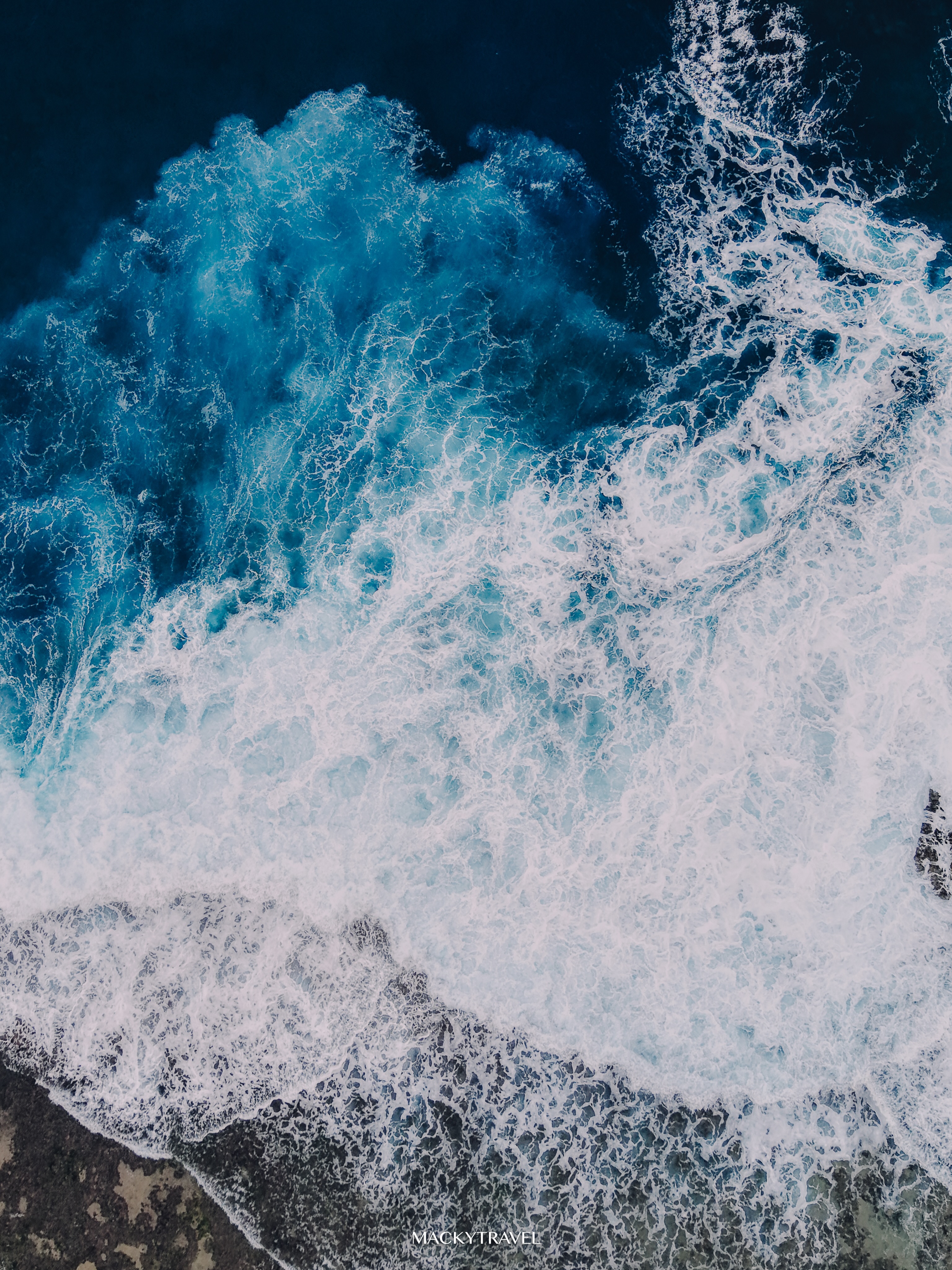 Just dropping these images of waves!!
#waves #photodump #djimini5pro