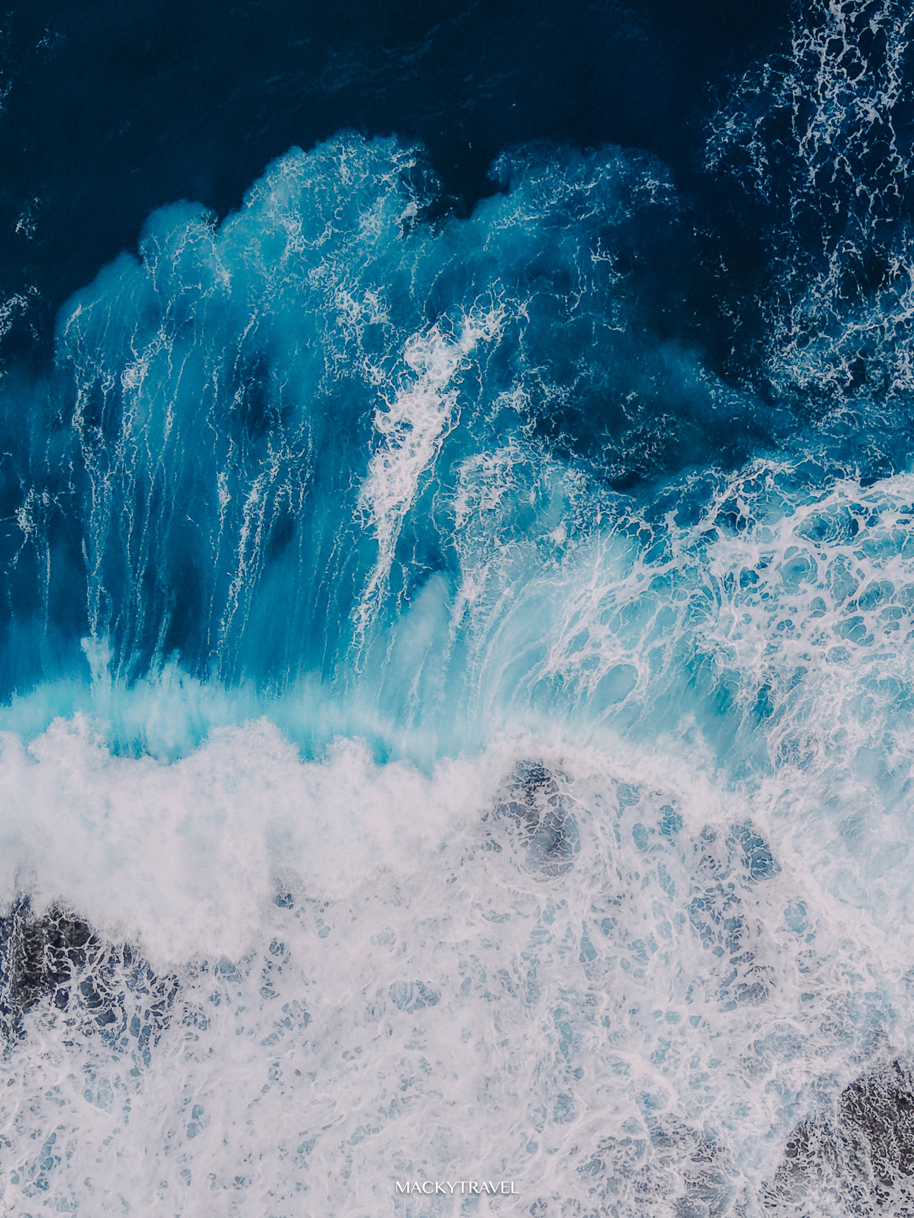 Just dropping these images of waves!!
#waves #photodump #djimini5pro