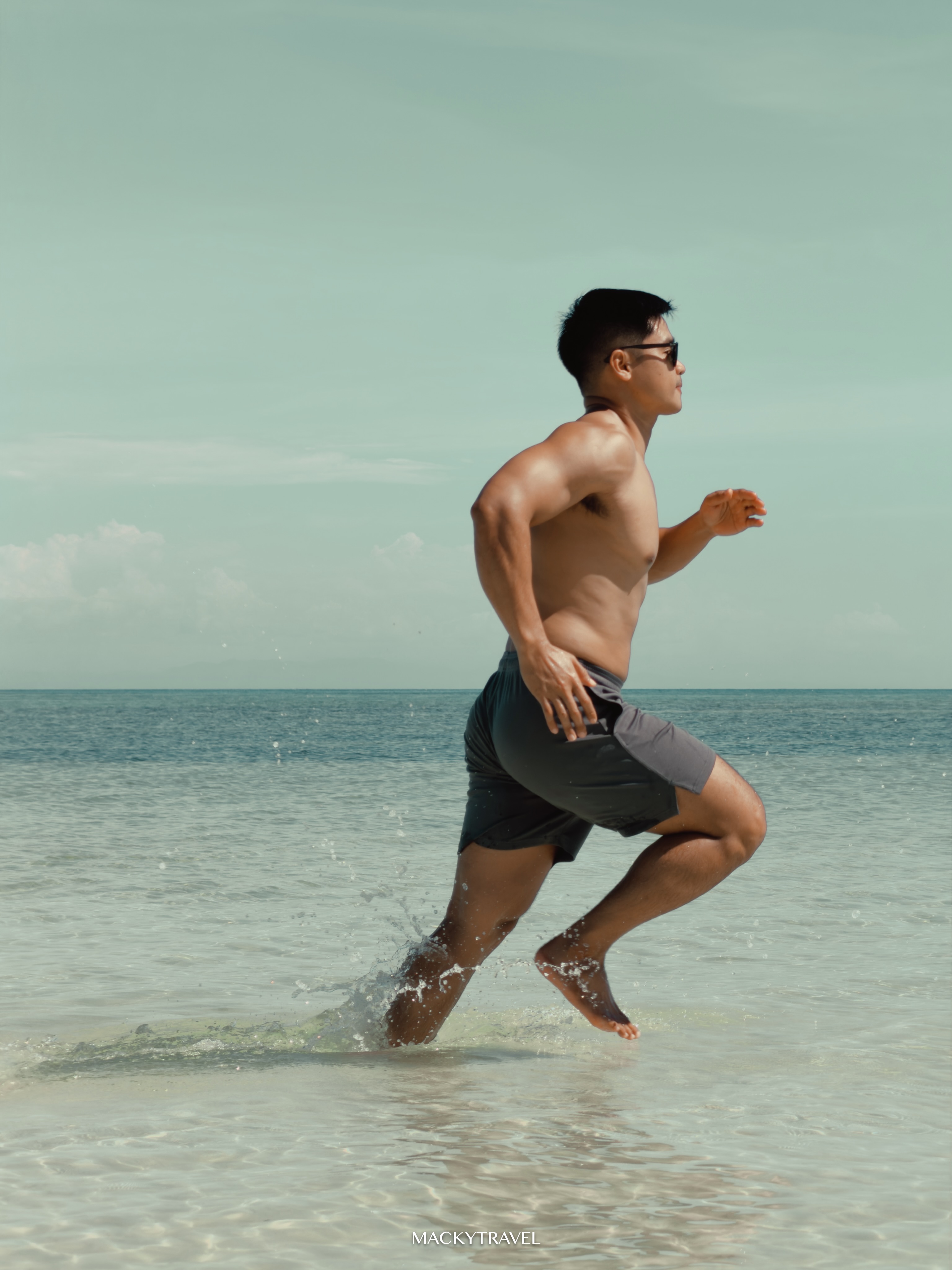 Bantayan Island Random Candid Pose for
Men
Mga ganitong pose lang talaga madaling gawin.
Nag enjoy lang ako sa beach, no stress, just pure relax. Sana ma-inspire kayo sa simple moments na ganito. Preset used: cine profile 1 copper
Camera: iPhone 17 Pro #bantayanisland #beachlife #candidshots #sunnyday #ocean