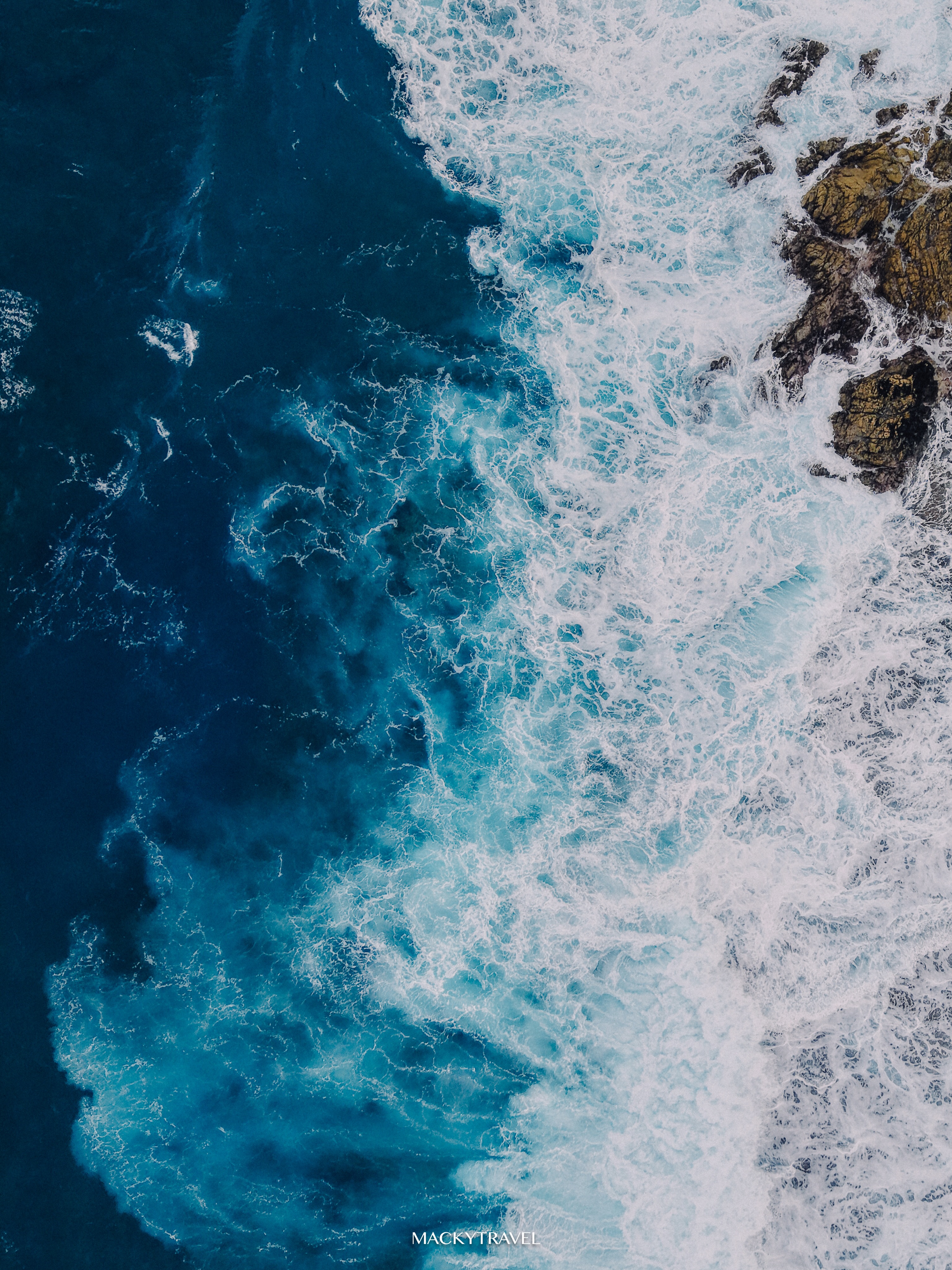 Just dropping these images of waves!!
#waves #photodump #djimini5pro